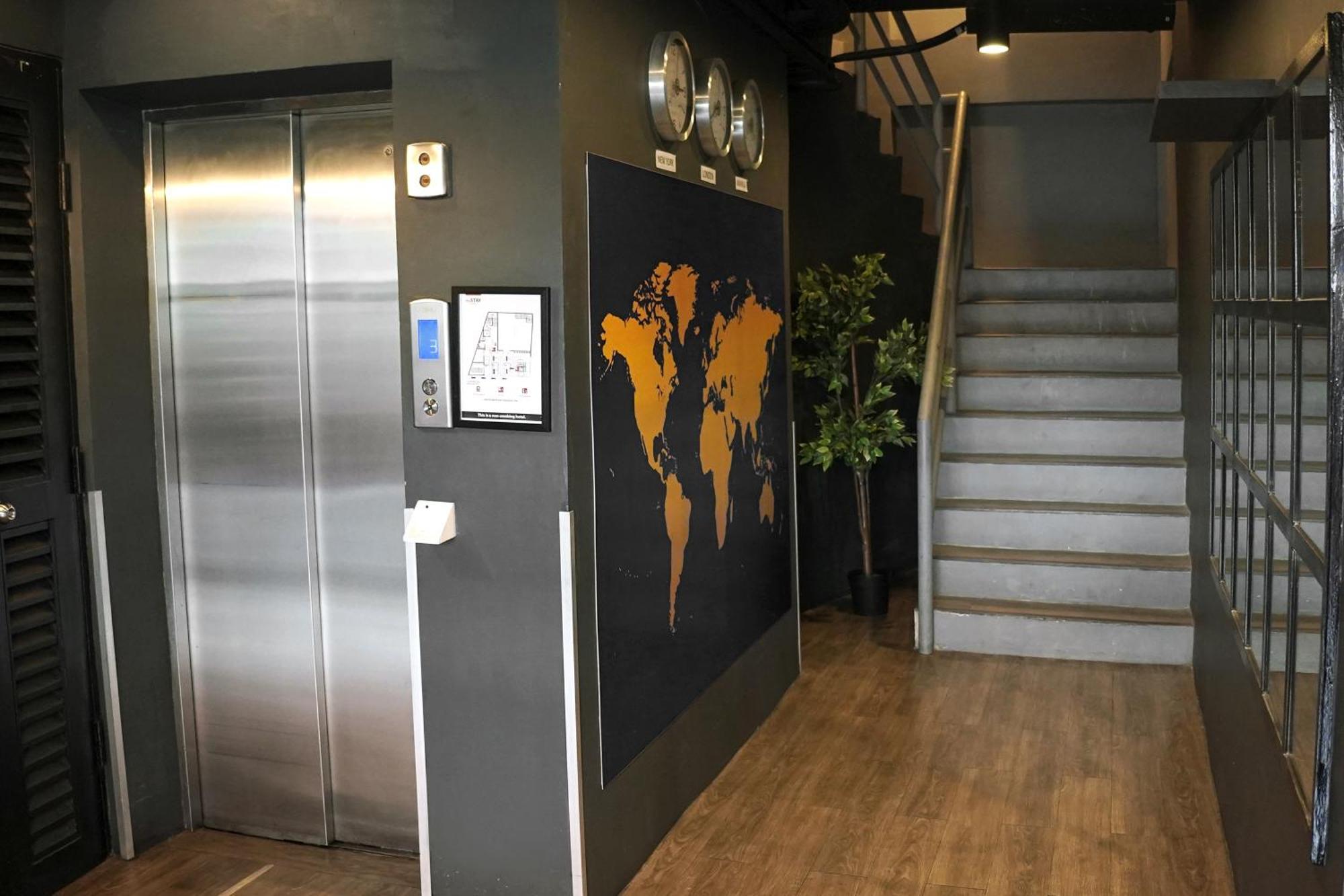 Mystay Hotel Bgc East Makati City Exteriör bild