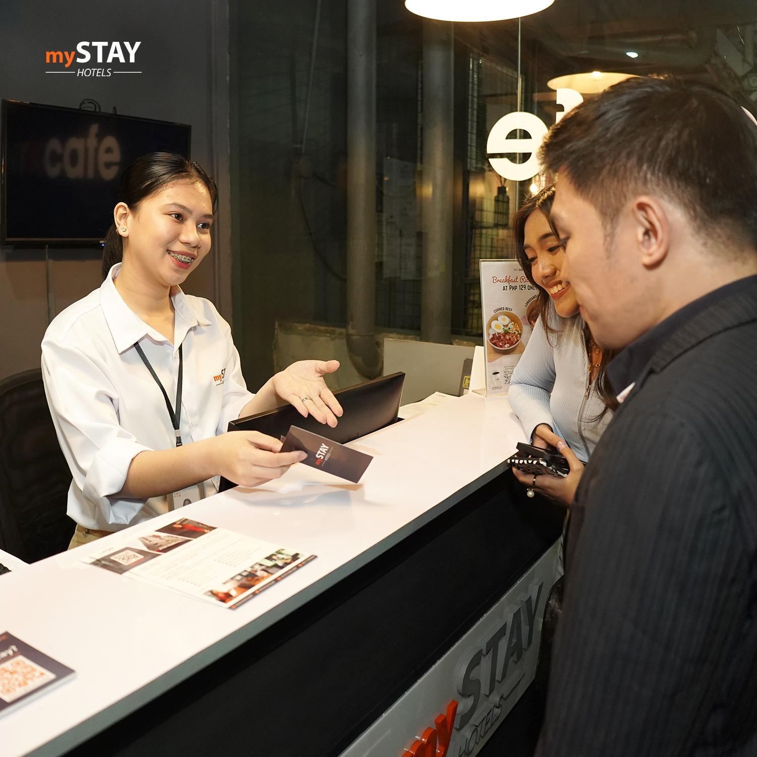 Mystay Hotel Bgc East Makati City Exteriör bild